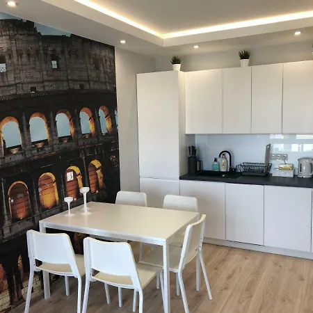 Klimatyzowany Apartament Roma Z Garazem Podziemnym Kielce Exterior photo