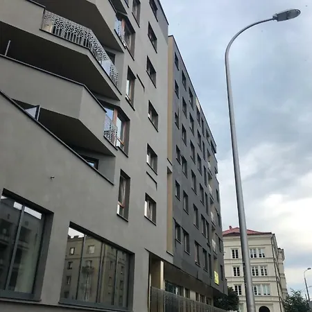 Klimatyzowany Apartament Roma Z Garazem Podziemnym Kielce Exterior photo