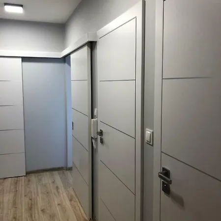 Klimatyzowany Apartament Roma Z Garazem Podziemnym Kielce Exterior photo